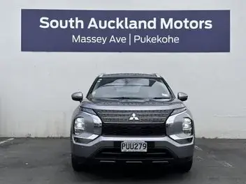 Mitsubishi Outlander 2023 photo 3