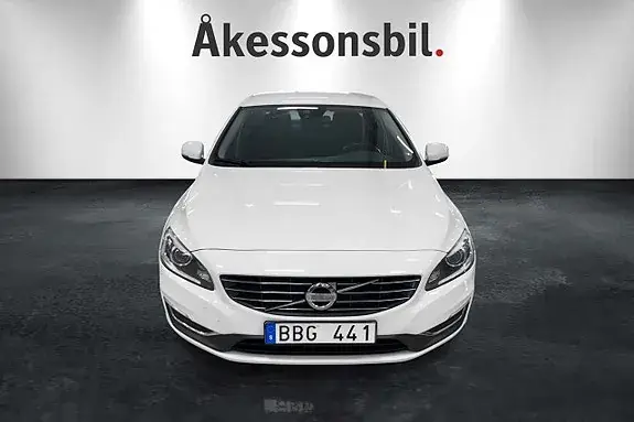 Volvo V60 2014 photo 2