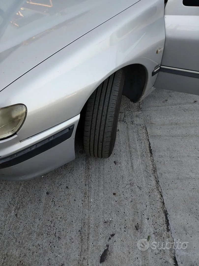 Peugeot 406 2000 photo 3