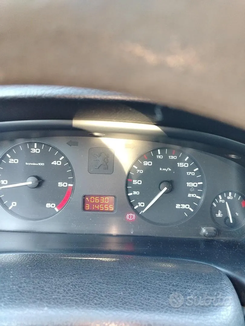 Peugeot 406 2000 photo 4