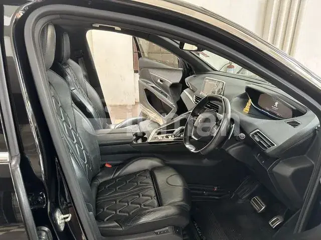 Peugeot 5008 2019 photo 2