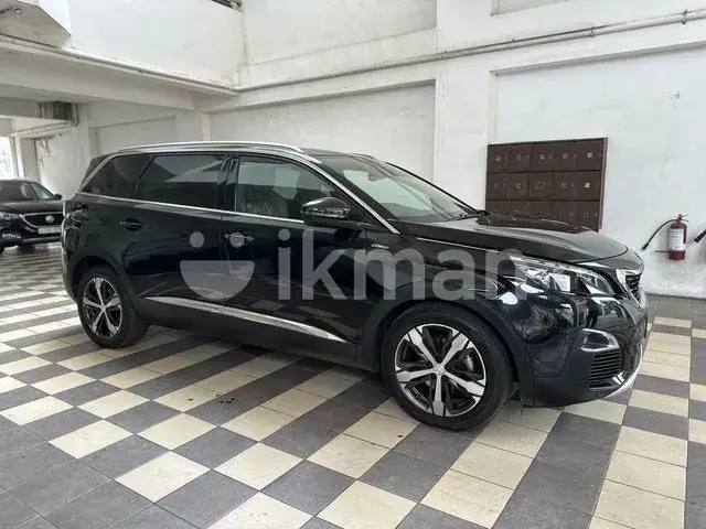 Peugeot 5008