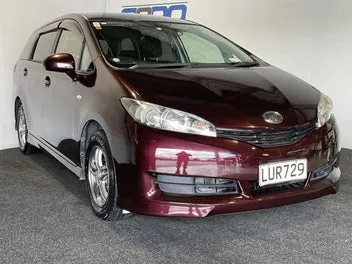 Toyota Wish 2010 photo 2
