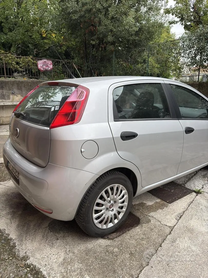 Fiat Punto 2014 photo 4