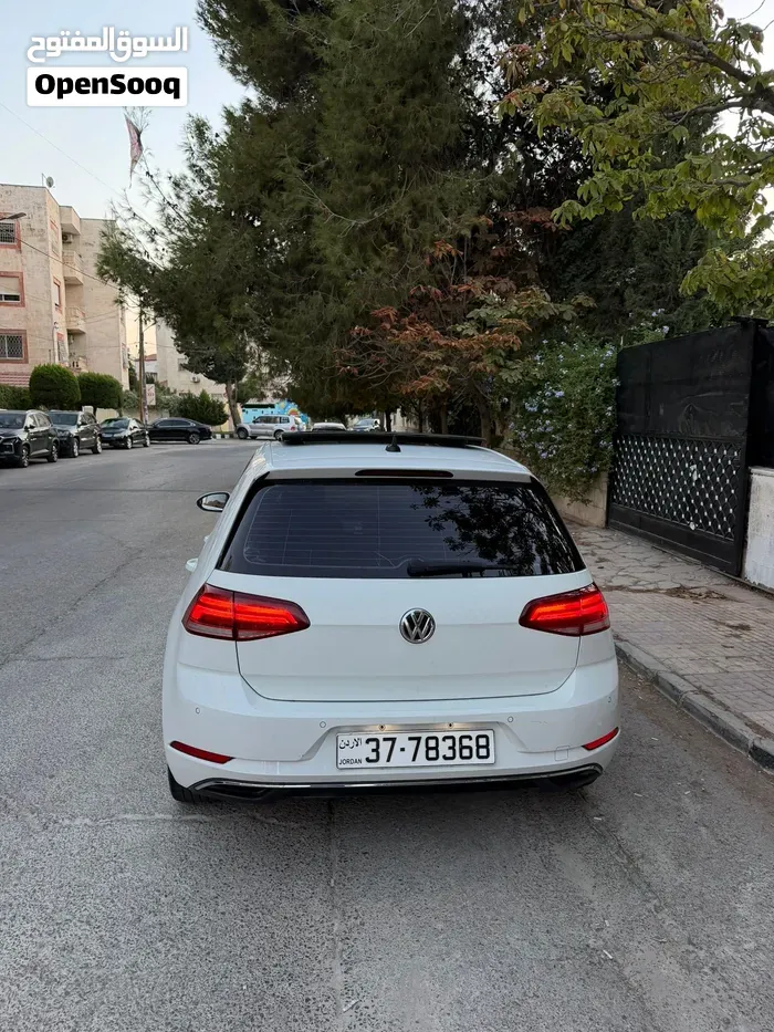 Volkswagen Golf 2019 photo 2
