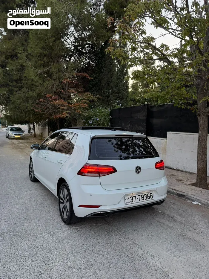 Volkswagen Golf 2019 photo 3