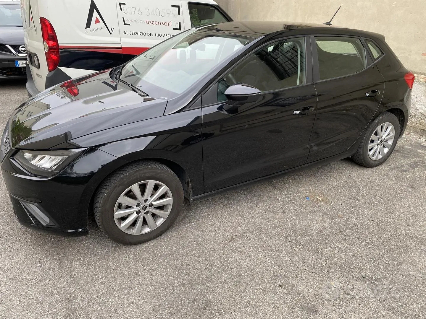 Seat Ibiza 2022 photo 2