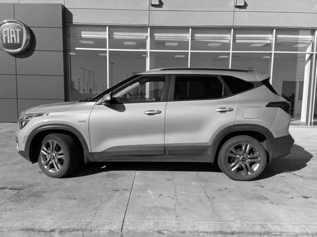 Kia Seltos 2021 photo 2