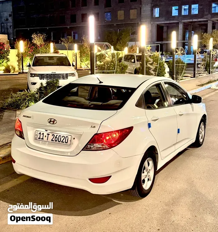 Hyundai Accent 2015 photo 3