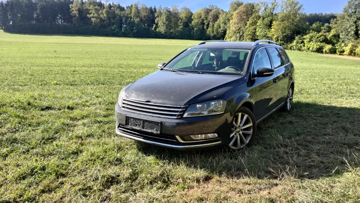 Volkswagen Passat 2011 photo 3