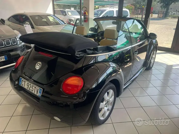 Volkswagen Beetle Cabrio 2005 photo 4