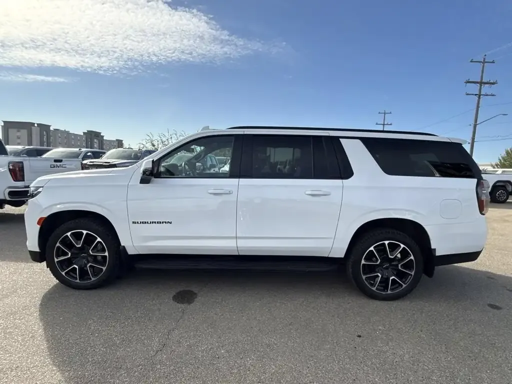 Chevrolet Suburban 2023 photo 5