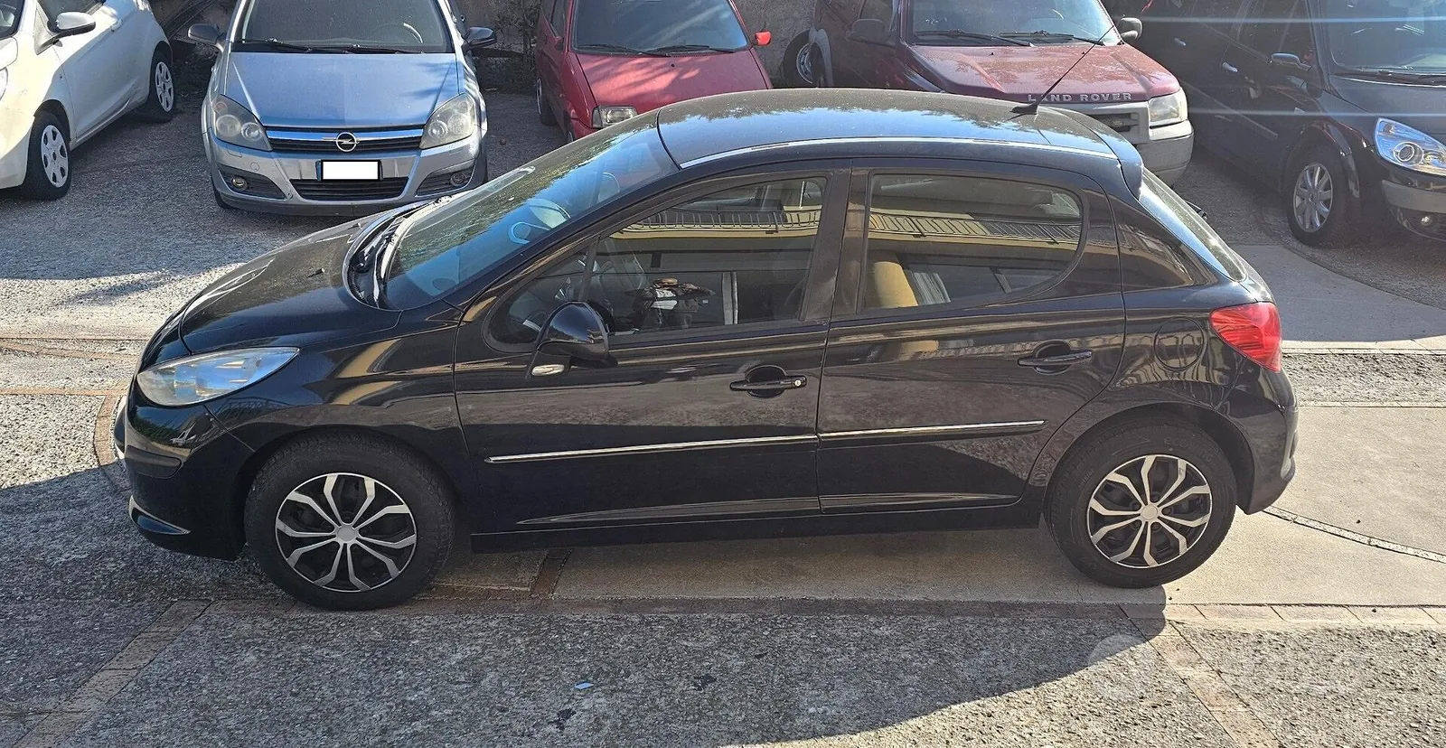 Peugeot 207 2007 photo 4