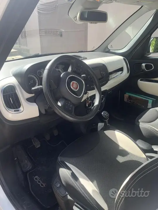 Fiat 500L 2014 photo 4