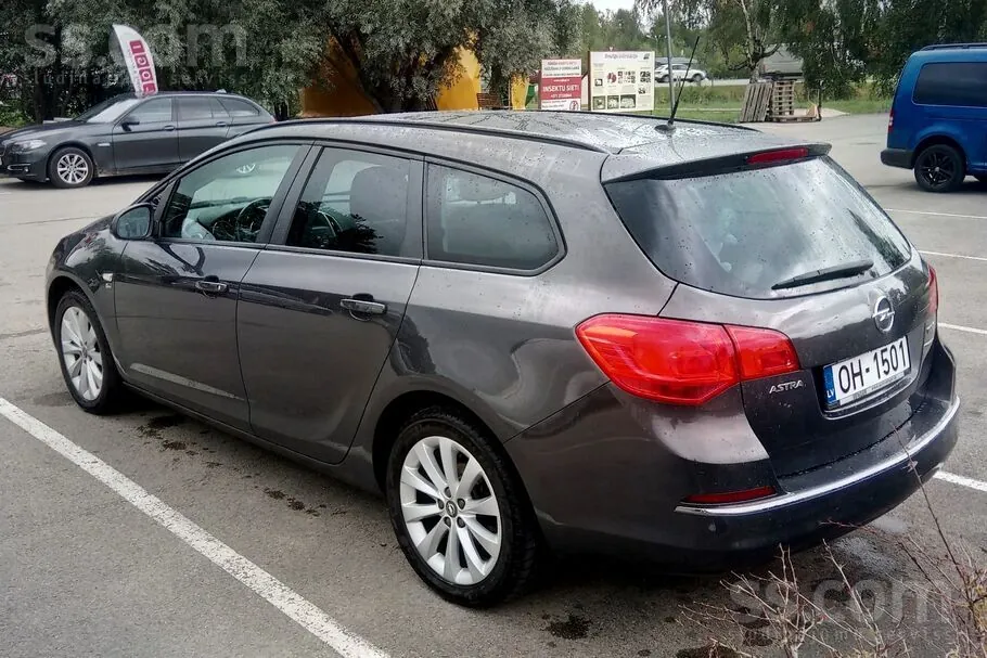 Opel Astra 2012 photo 5