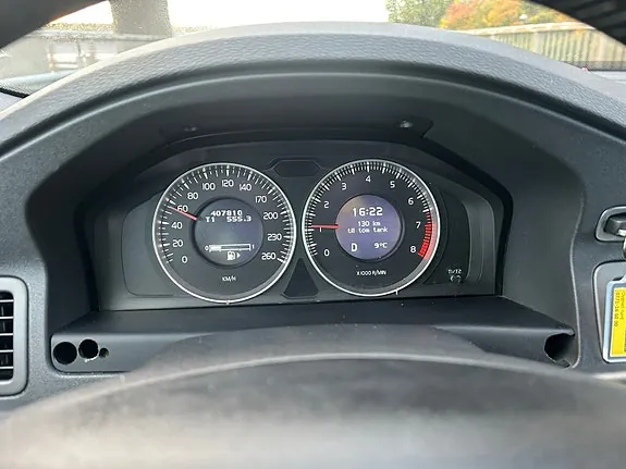 Volvo V70 2011 photo 2