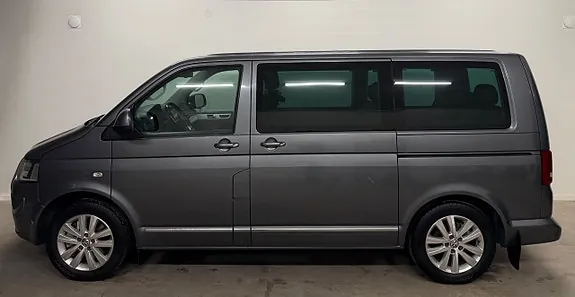 Volkswagen Multivan 2015 photo 2