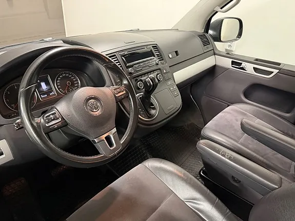 Volkswagen Multivan 2015 photo 4