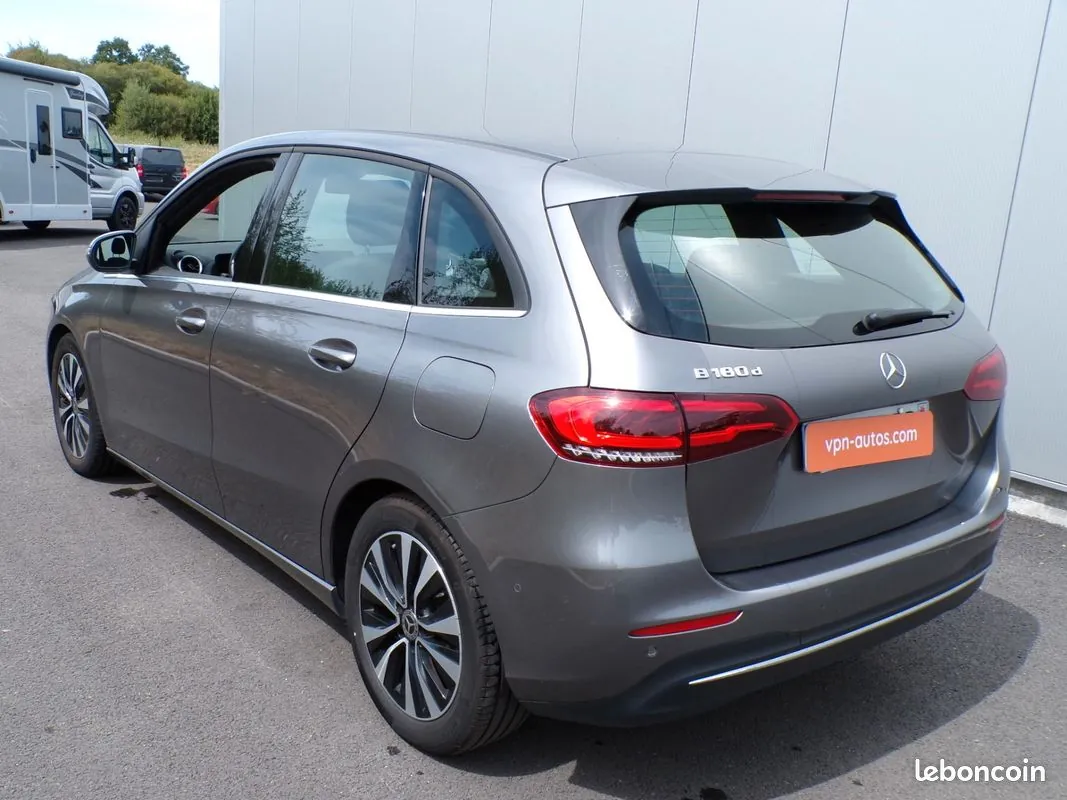 Mercedes-Benz B-Class 2021 photo 4