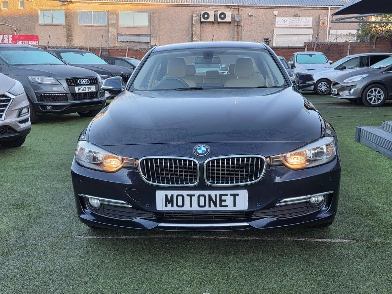 BMW 3 Series 2014 photo 4