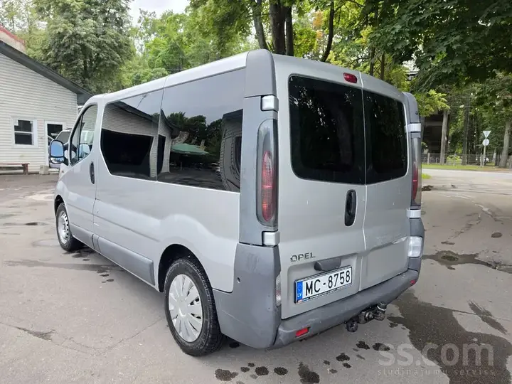 Opel Vivaro 2006 photo 4