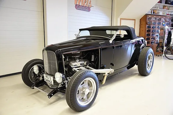 Ford Model B 1932 photo 2