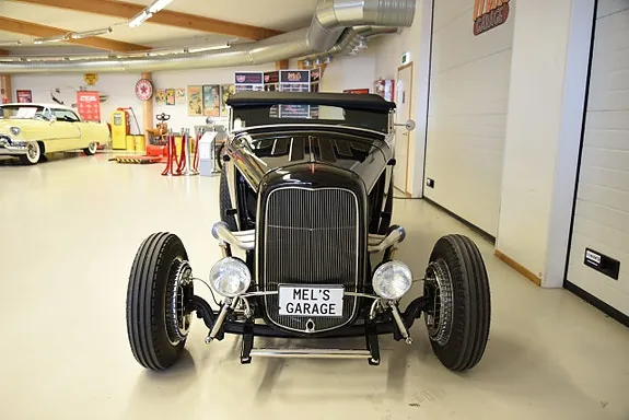 Ford Model B 1932 photo 3