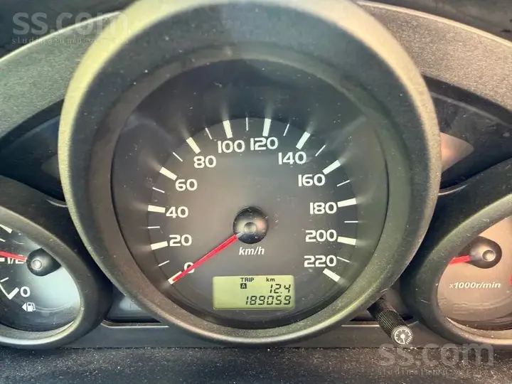 Mitsubishi Colt 2006 photo 4