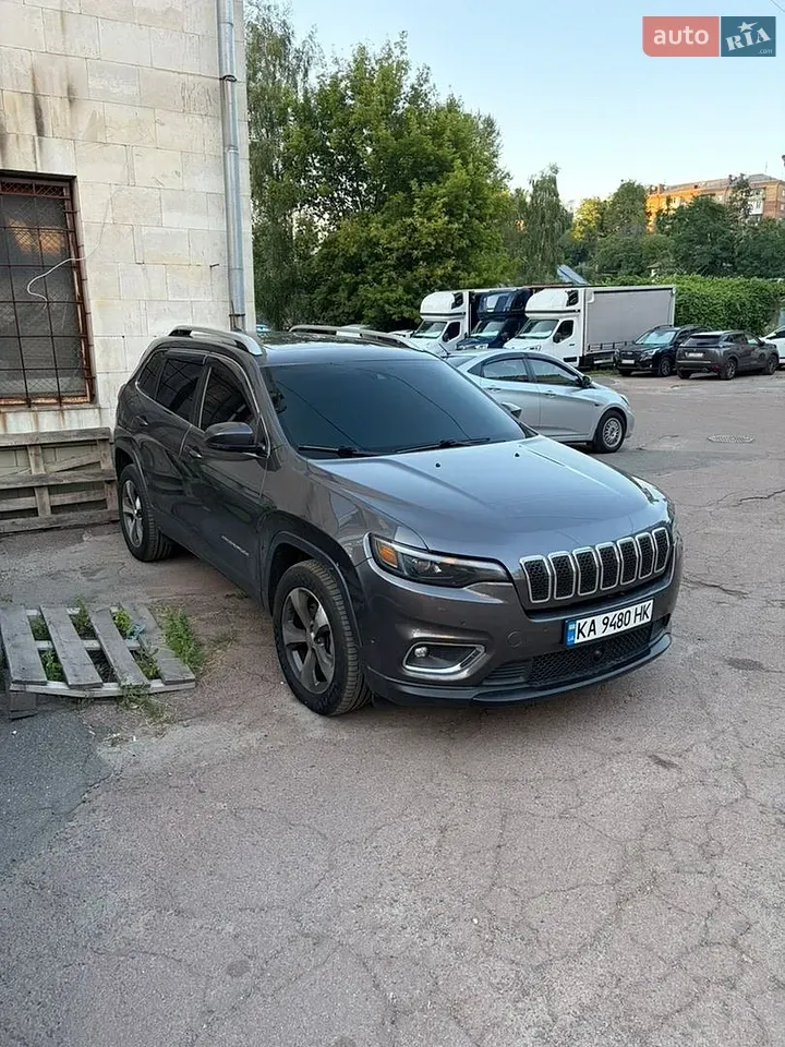 Jeep Cherokee 2018 photo 2