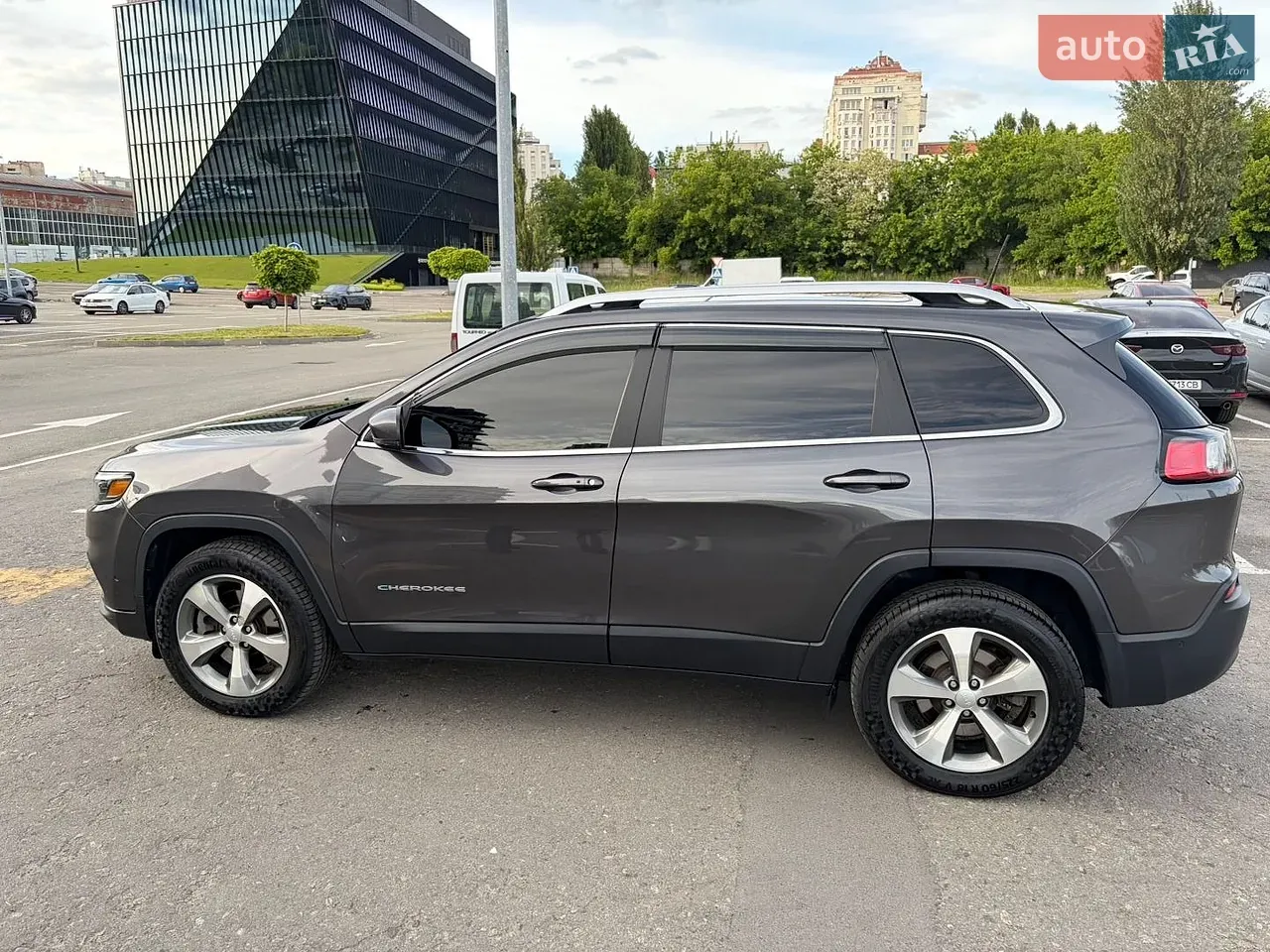 Jeep Cherokee 2018 photo 4