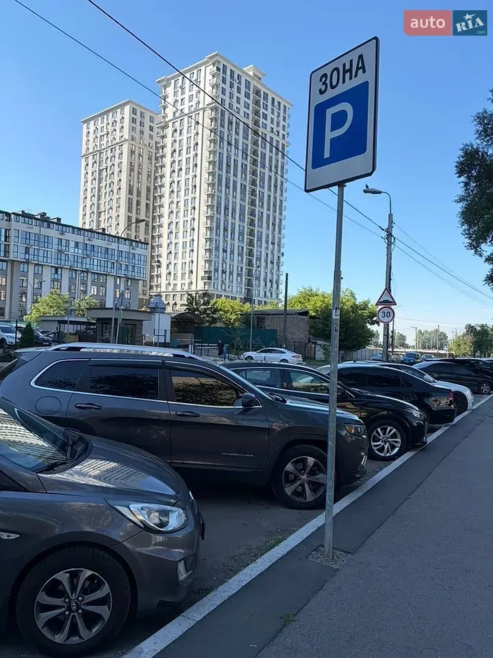 Jeep Cherokee 2018 photo 3