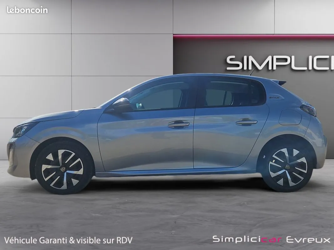 Peugeot 208 2025 photo 5