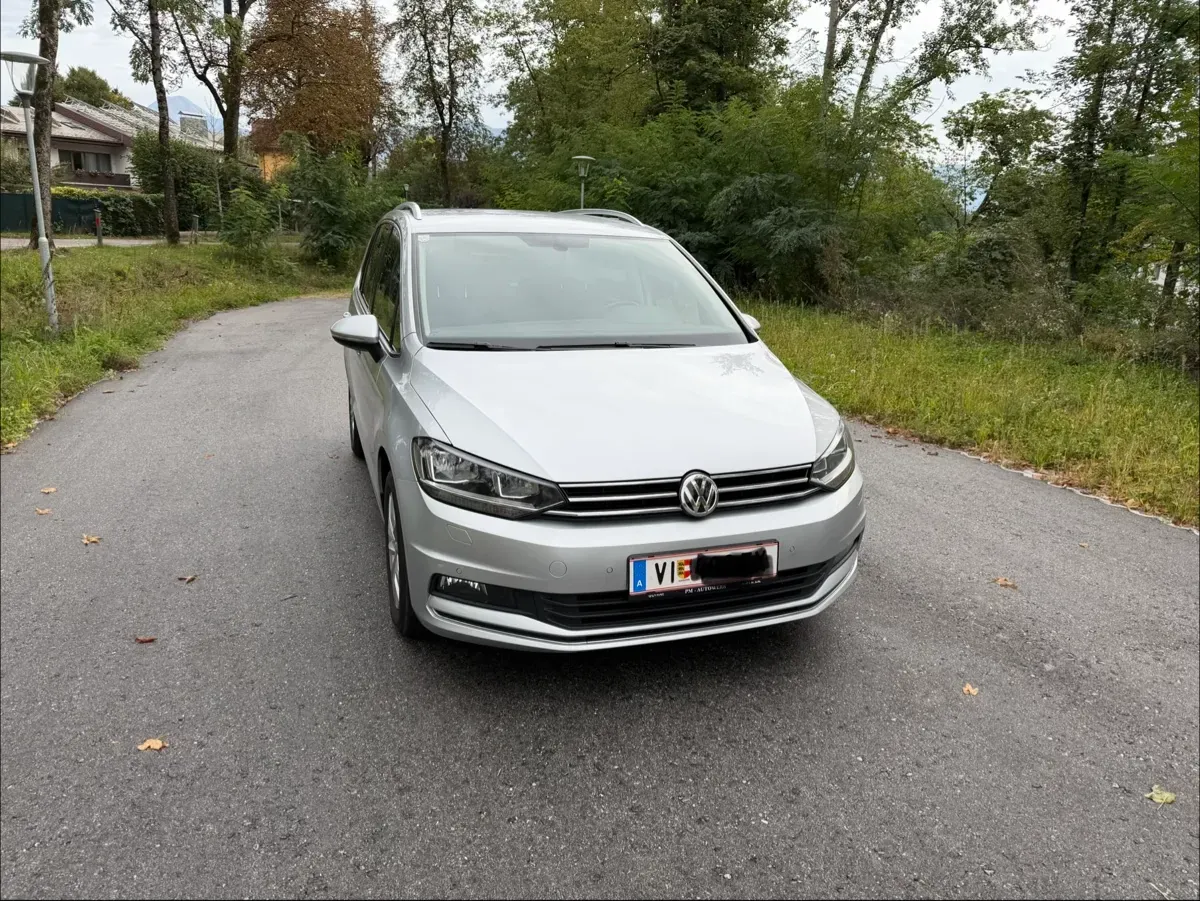Volkswagen Touran 2019 photo 3