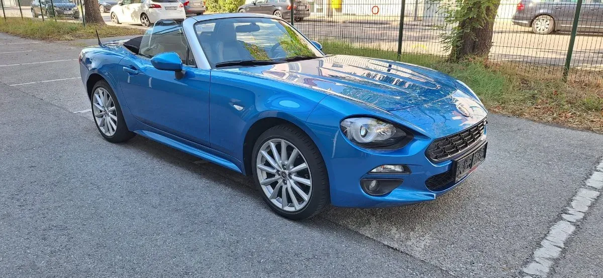 Fiat 124 Spider