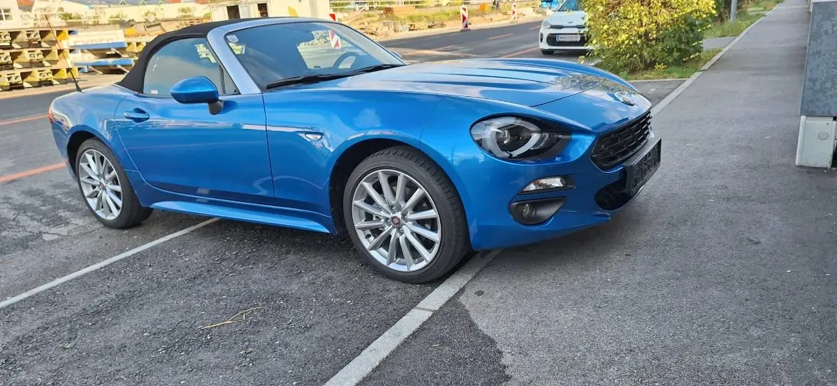 Fiat 124 Spider 2019 photo 3