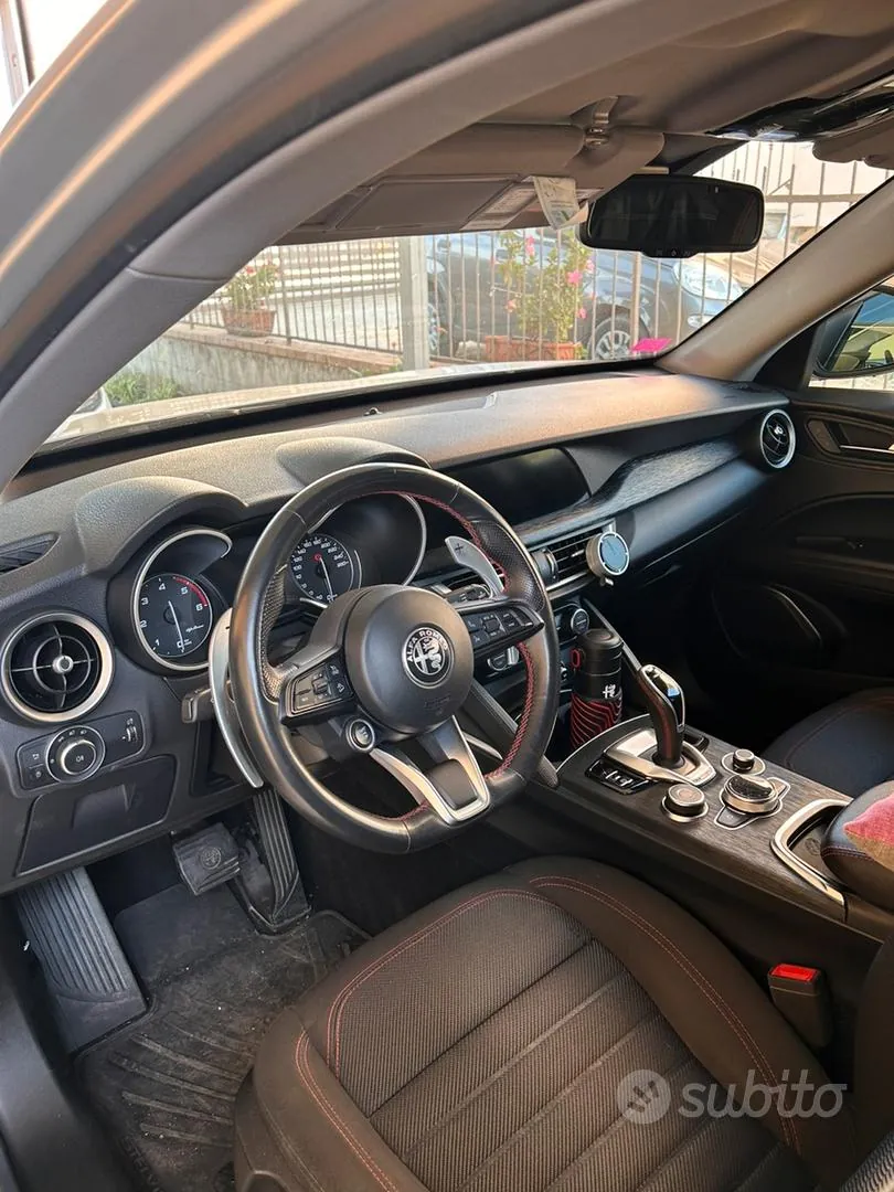 Alfa Romeo Stelvio 2021 photo 5