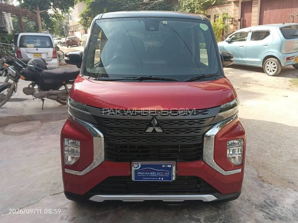 Mitsubishi Ek X