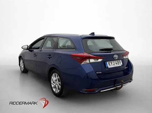 Toyota Auris 2015 photo 5