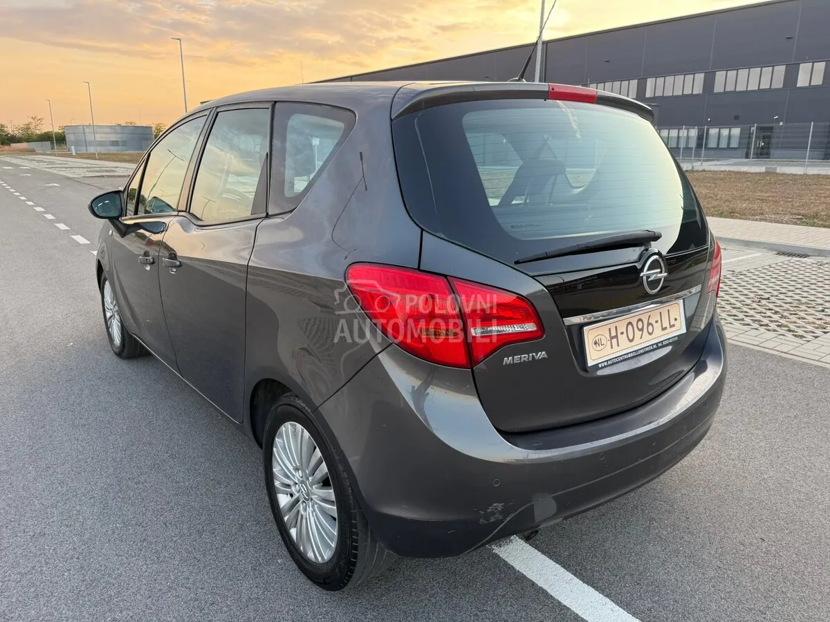 Opel Meriva 2011 photo 4