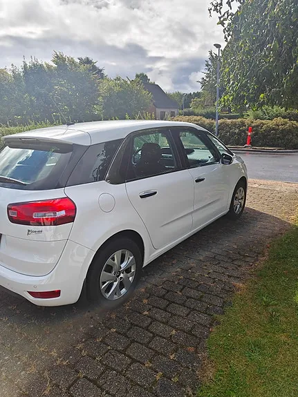 Citroen C4 Picasso 2013 photo 4