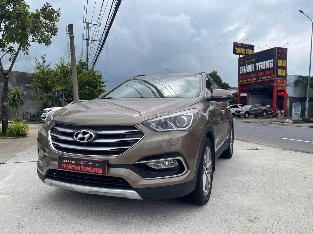 Hyundai Santa Fe 2018 photo 2