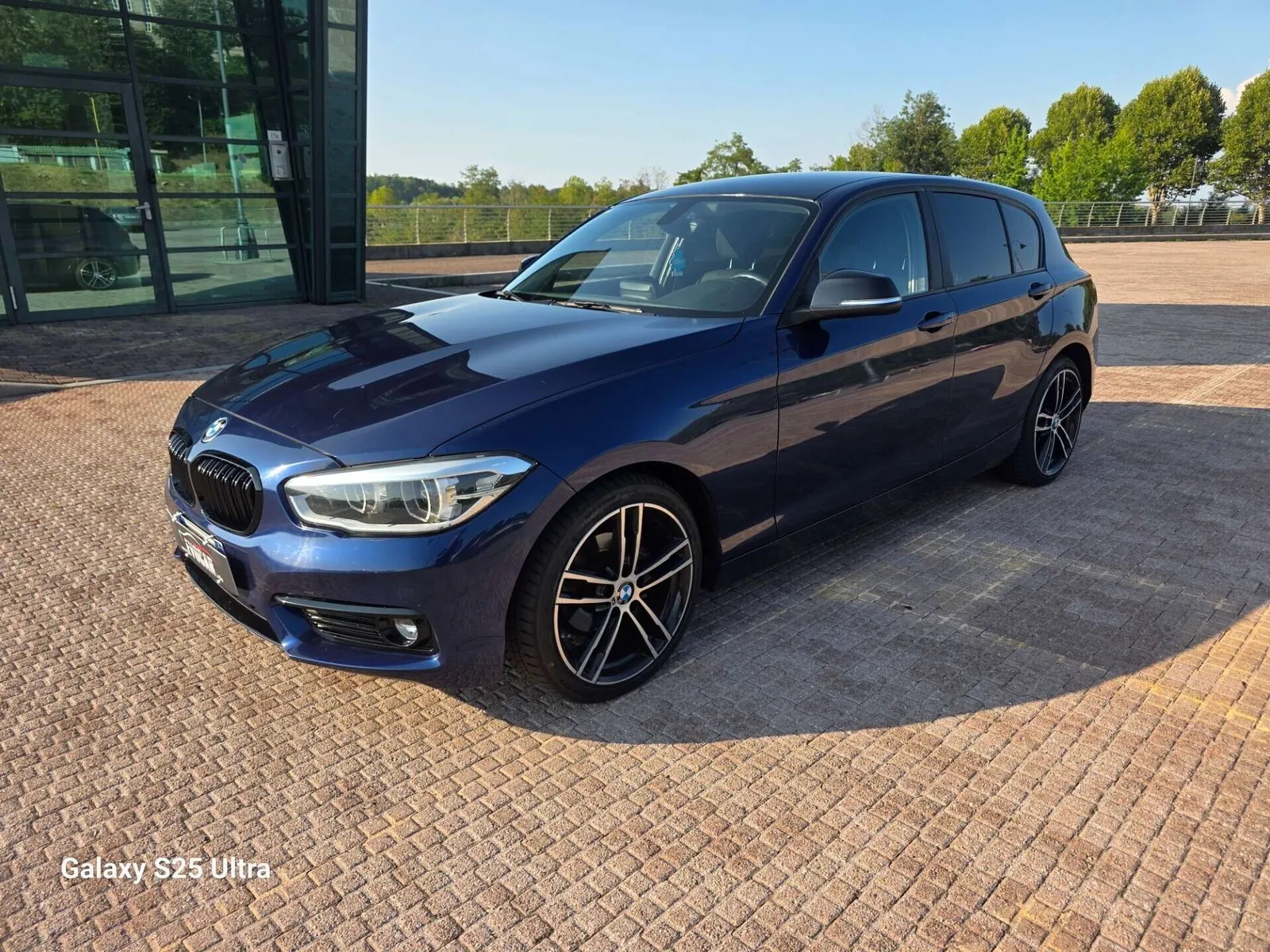 BMW 1 Series 2019 photo 2
