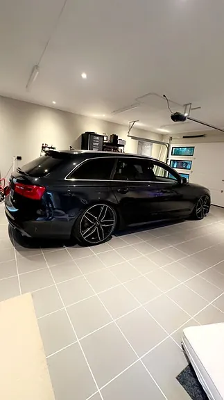Audi S6 2013 photo 2