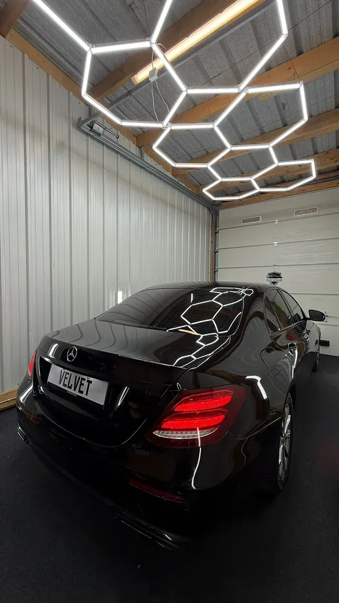 Mercedes-Benz E-Class 2020 photo 3