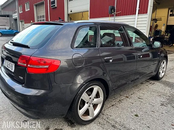 Audi A3 2011 photo 4