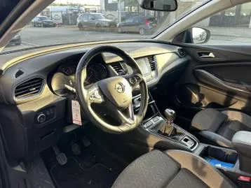 Opel Grandland X 2019 photo 3