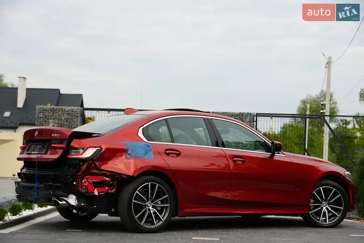 BMW 3 Series 2021 photo 3