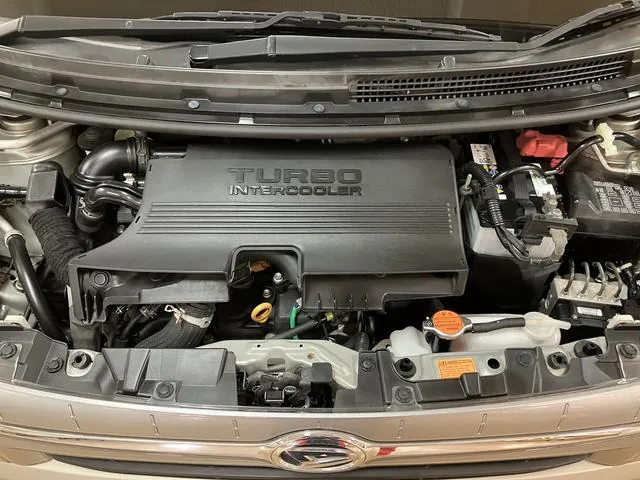 Daihatsu Mirada 2007 photo 5