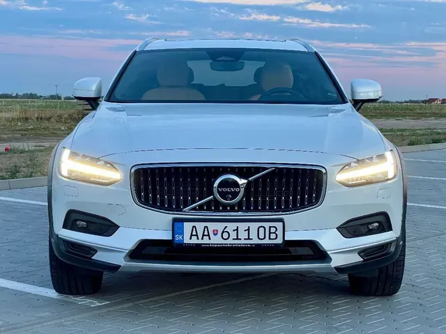 Volvo V90 Cc 2024 photo 3