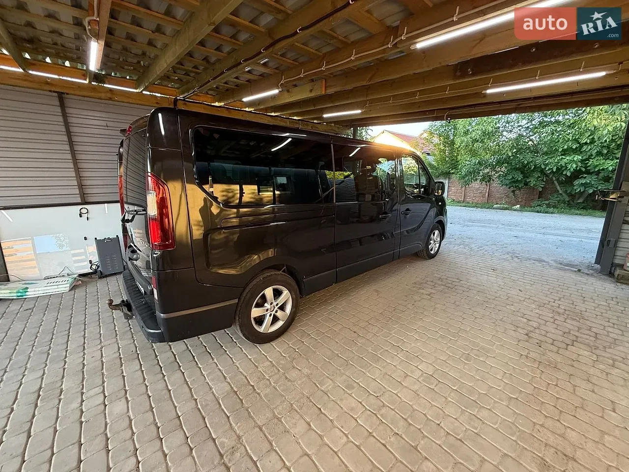 Renault Trafic 2016 photo 4